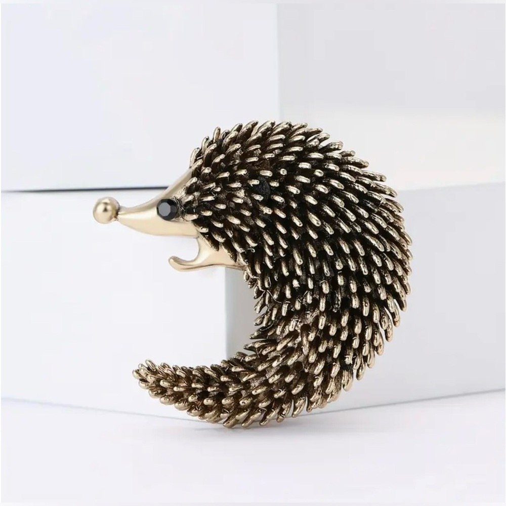 Hedgehog Antiqued Gold Tone Brooch Modern New